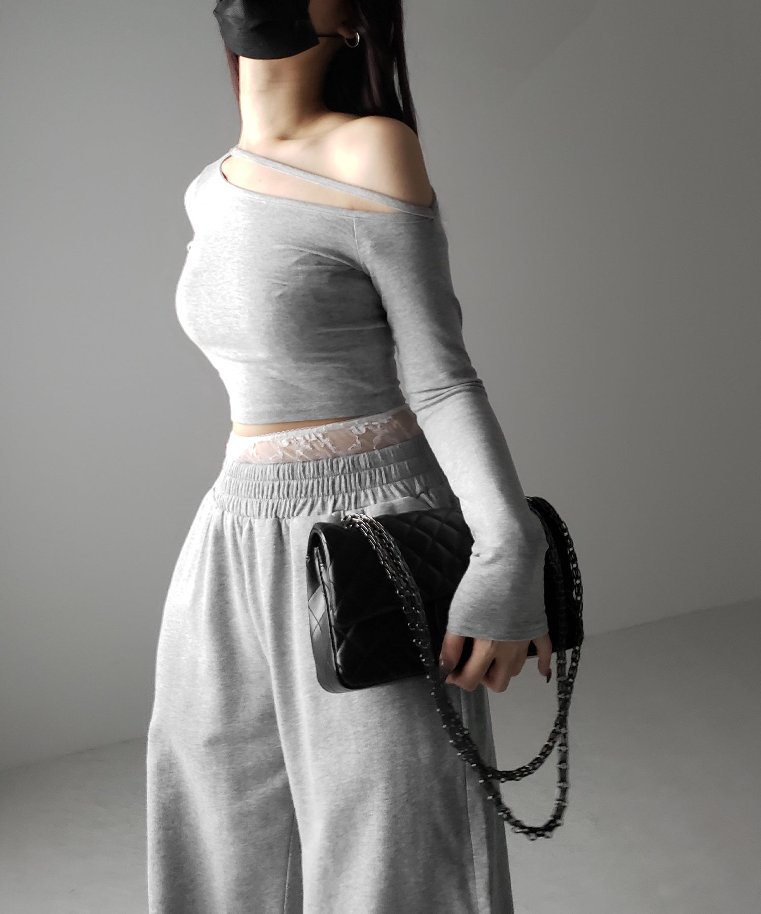 【 ３color 】ストラップワンショルダーショートカットソートップス ／ strap one shoulder short cutsew tops