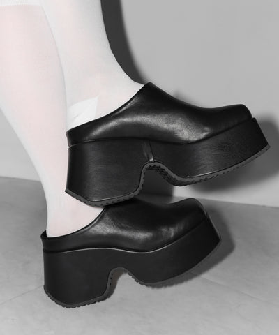 厚底スクエアサボサンダル／platform square sabo sandals