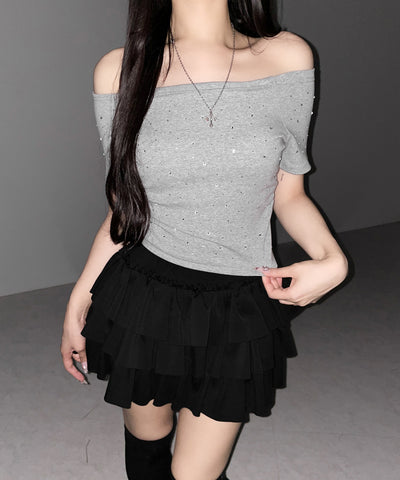 ラインストーンオフショルスリムTシャツ ／ Rhine stone off shoulder slim T-shirts