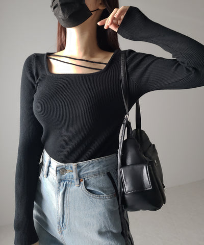 【 ３color 】２ストラップスクエアネックリブニット