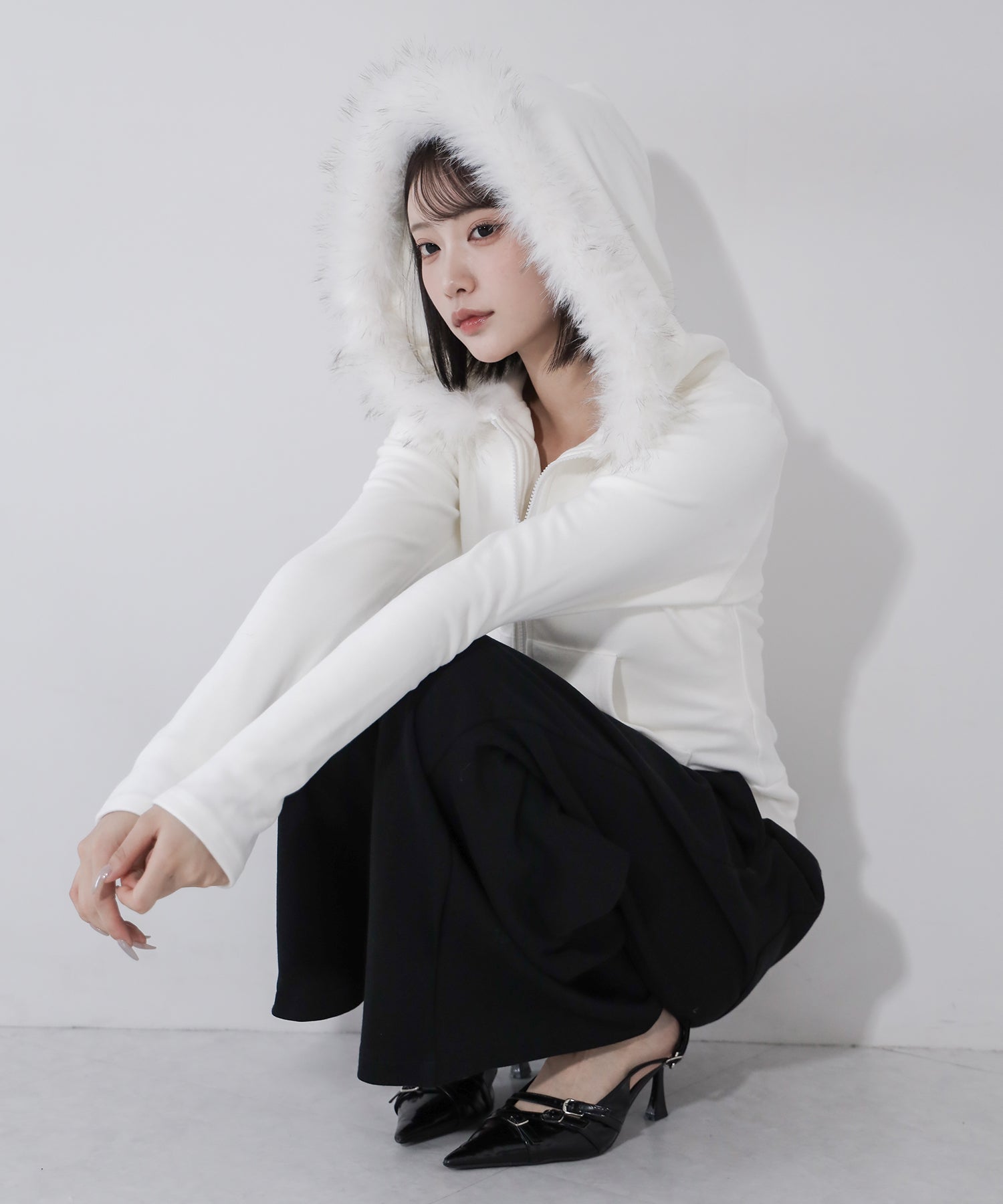 フェイクファーフーディジップアップパーカー ／ fake fur hooded