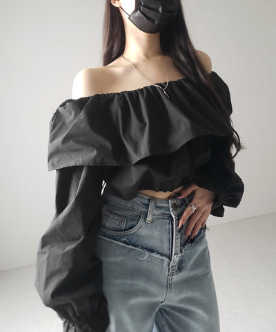 【 ２color 】オフショルダーフリルショートブラウス ／off shoulder frill short blouse
