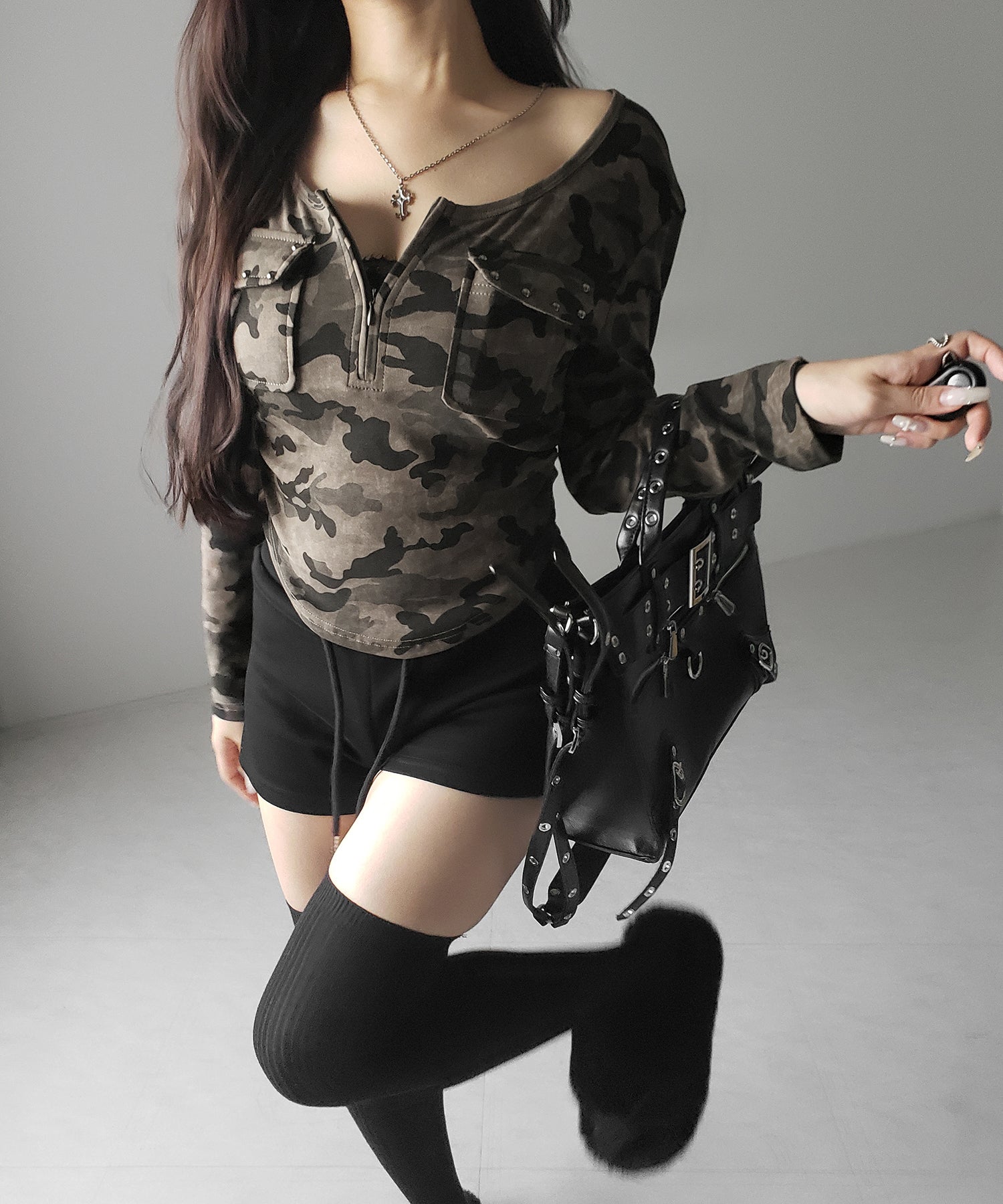 ヴィンテージカモフラアウトポケットジップロンT ／ vintage camouflage out pocket zip longsleeve T-shirt
