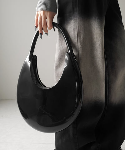 【 ２color 】 PVC ハーフムーンショルダーバッグ ／ PVC HALF MOON SHOULDER BAG