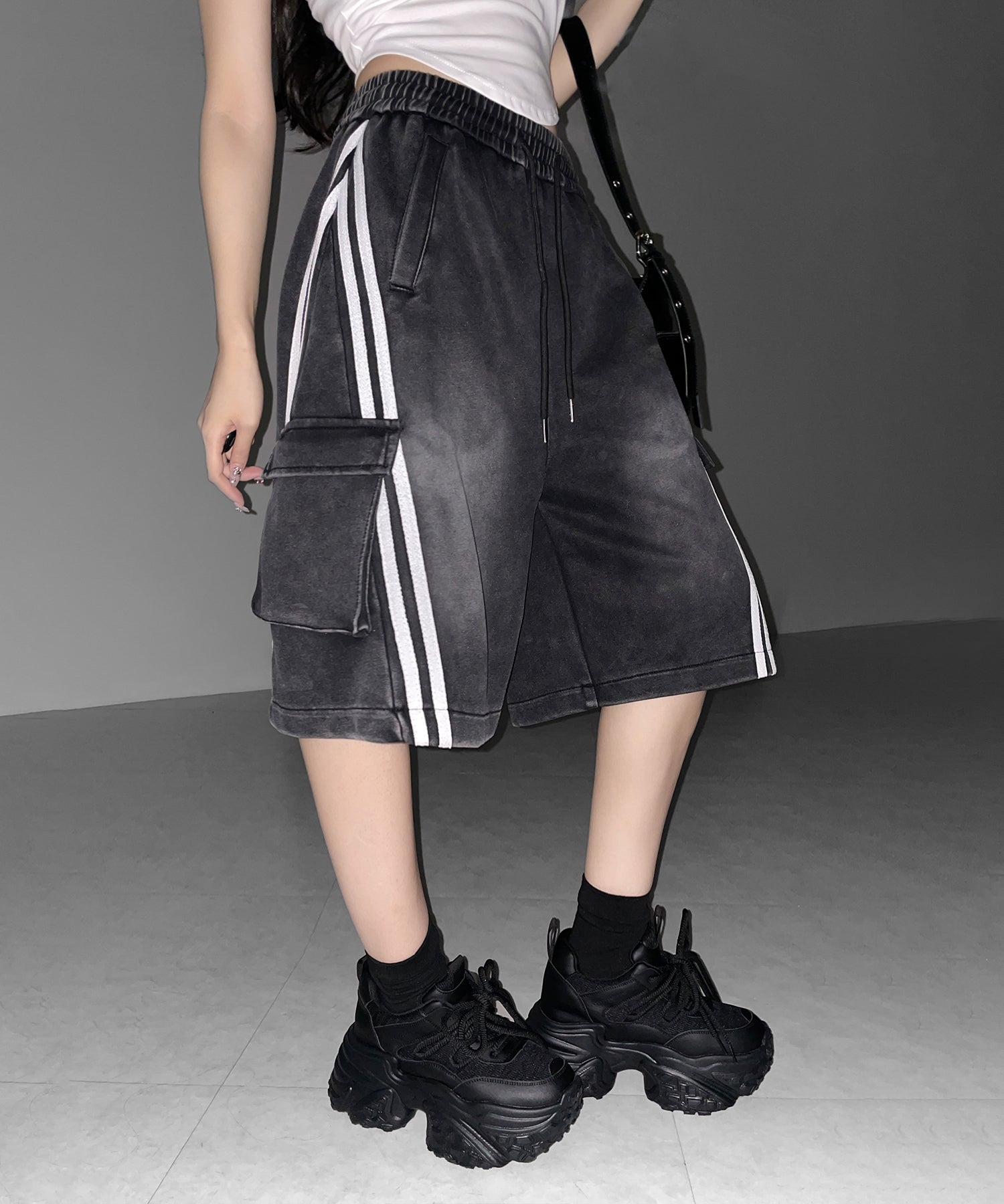 サイドラインヴィンテージワイドカーゴスウェットハーフパンツ / sideline vintage wide cargo sweat half pants