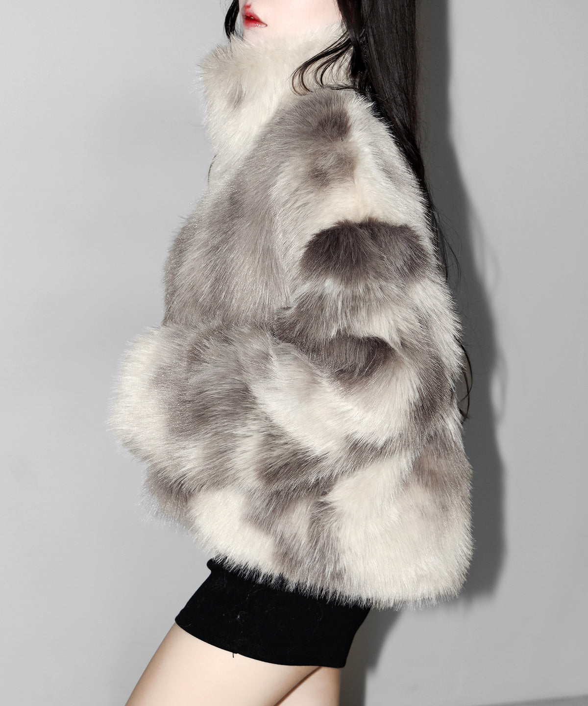ダブルジップスタンドカラーニュアンスファージャケット ／ double zip stand collar nuance fur jacket