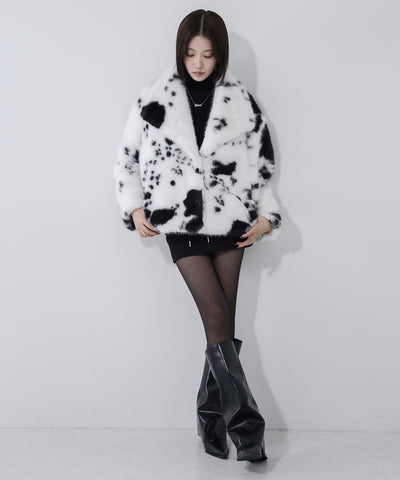 カウミドルフェイクファコート ／ cow middle fakefur coat