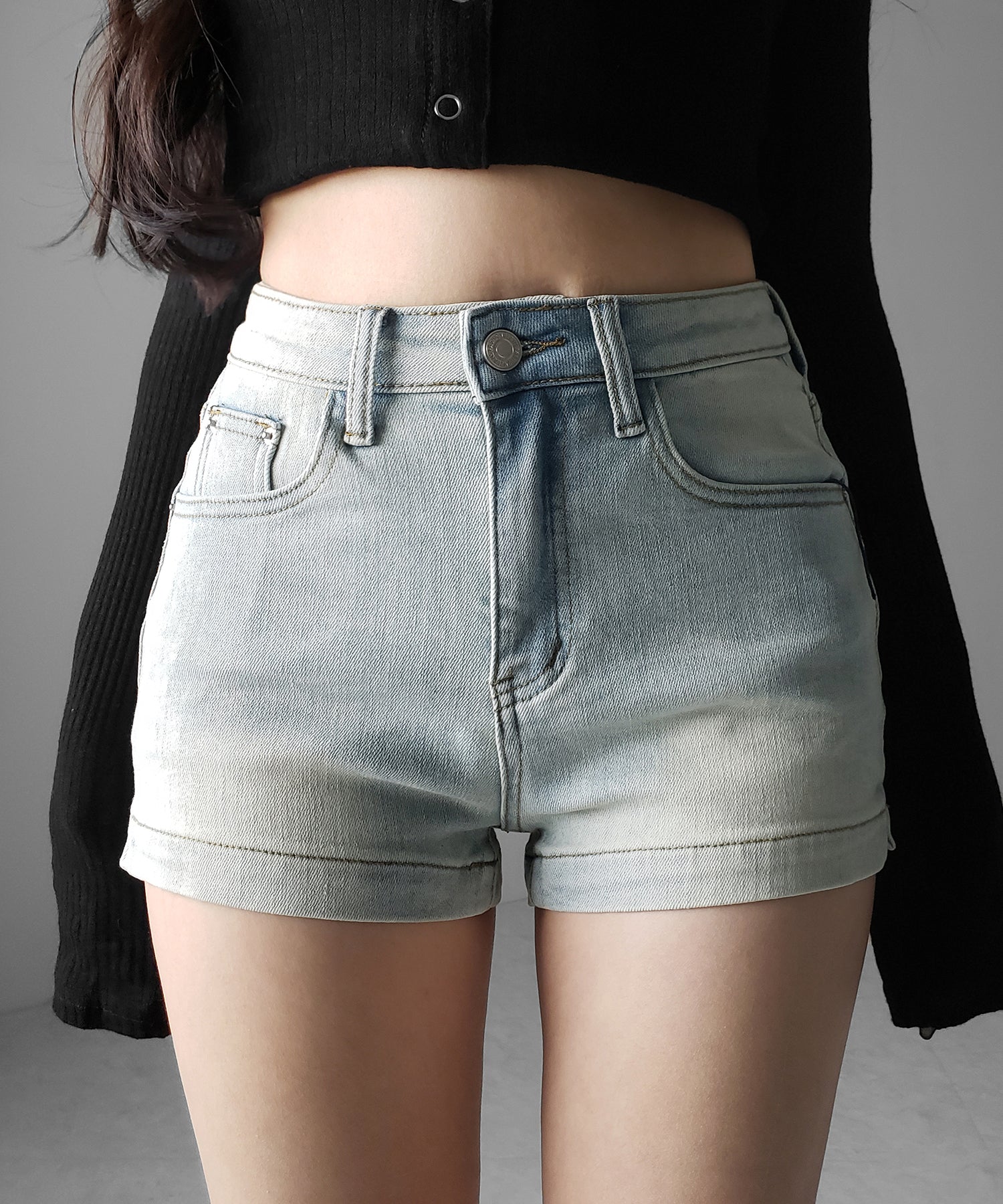 ハイウエストストレッチデニムタイトショートパンツ ／ high wast stretch denim tight short pants