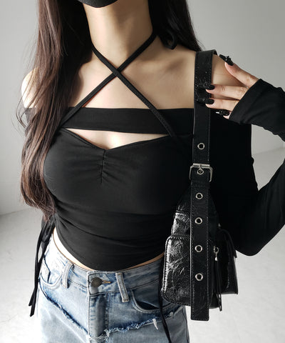 【 ２WAY 】クロスストラップリボンカットアウトオフショルトップス ／ cross strap ribbon cutout offshoulder tops