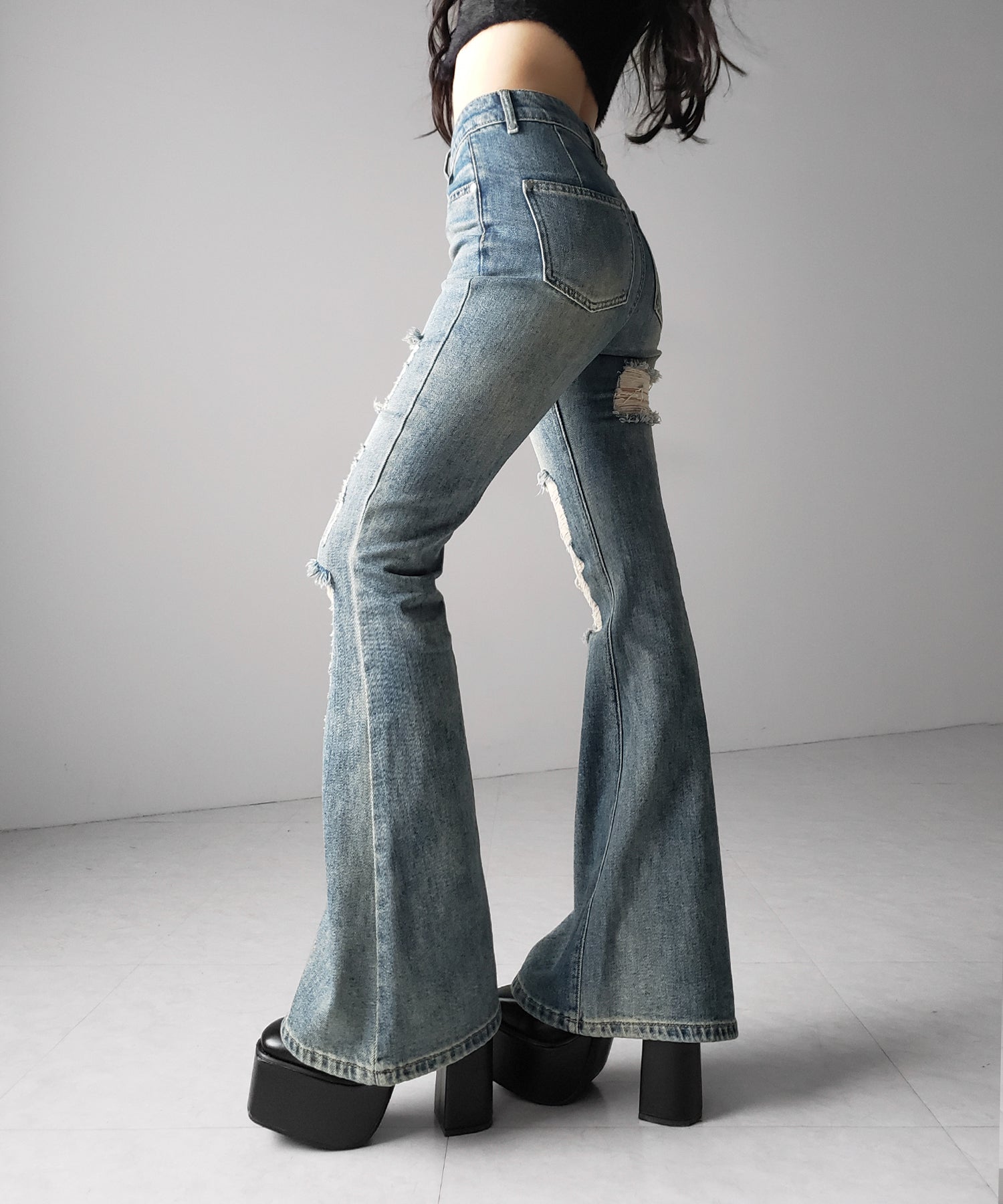 クラッシュダメージヴィンテージフレアデニム ／ crush damage vintage flare denim