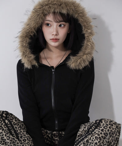 フェイクファーフーディジップアップパーカー ／ fake fur hooded zipup hoodie