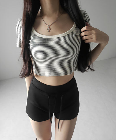 【 ２color 】ピンボーダースクエアネックショートＴシャツ ／ pin border square neck short T-shirt