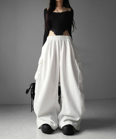 【 裾絞り可能２WAY 】ドローコードタックワイドカーゴスウェットパンツ ／ drawcord tuck wide cargo sweatpants