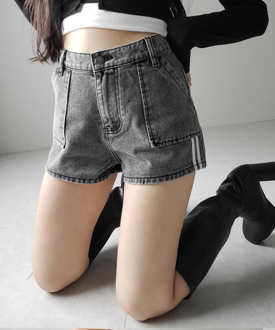 【 ２color 】サイドラインハイウエストデニムショートパンツ ／ sideline highwaist denim short pants