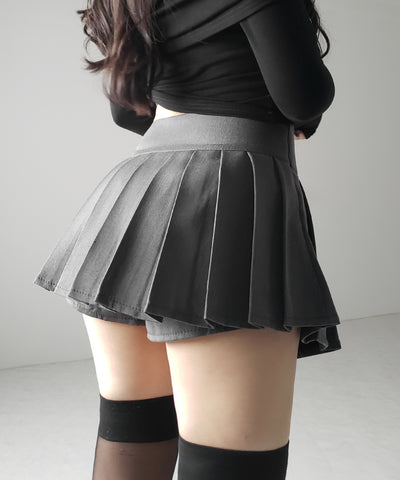 【 ２color 】プリーツマイクロミニスカパン ／ pleated micro mini skirt pants
