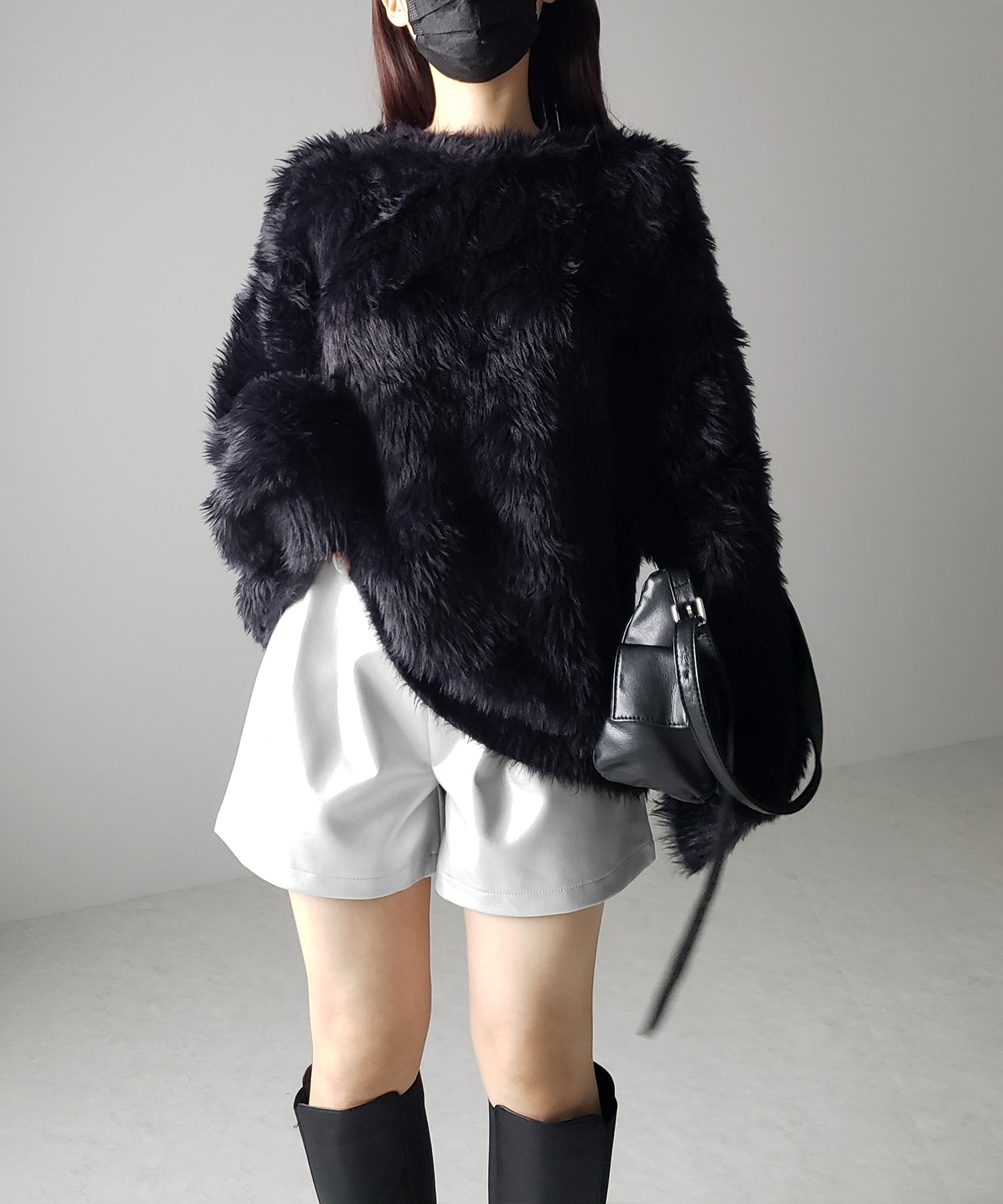 【 3color ／ ５size 】太ベルトハイウエストタックレザーショートパンツ