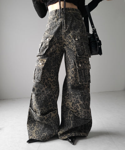 【 ２color ／ ４size 】レオパードヴィンテージタックワイドカーゴデニム ／ leopard vintage tuck wide cargo denim