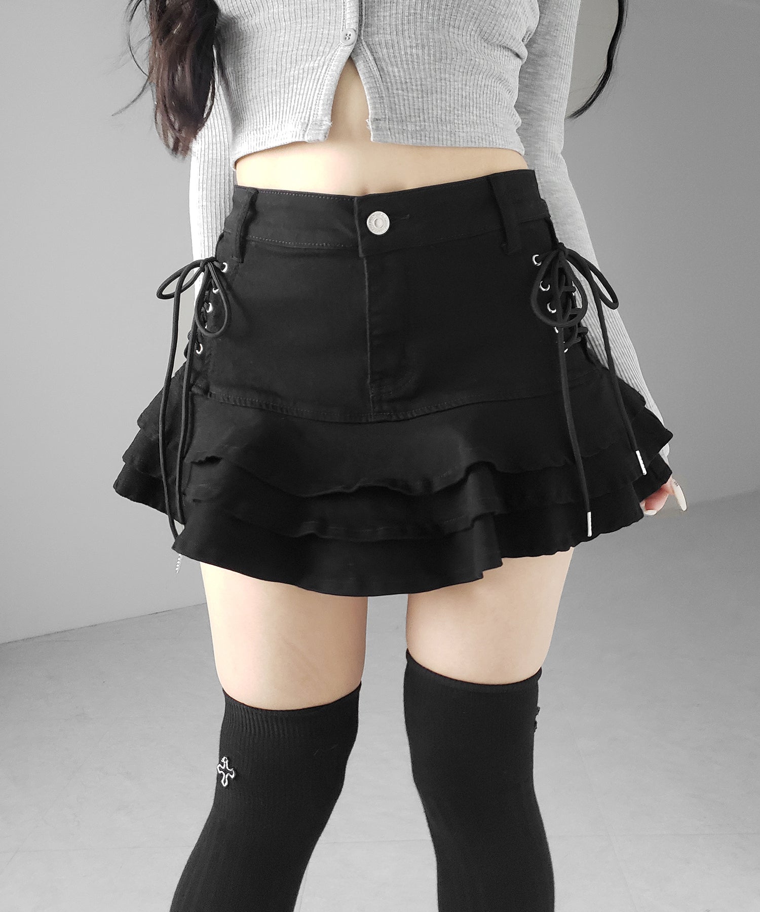 【 インパン裏地付 】レースアップブラックフリルミニスカート ／ laceup black frill mini skirt