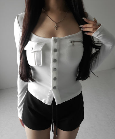 アウトポケットスクエアネック長袖スリムTシャツ ／Out pocket square neck long sleeve slim T-shirt