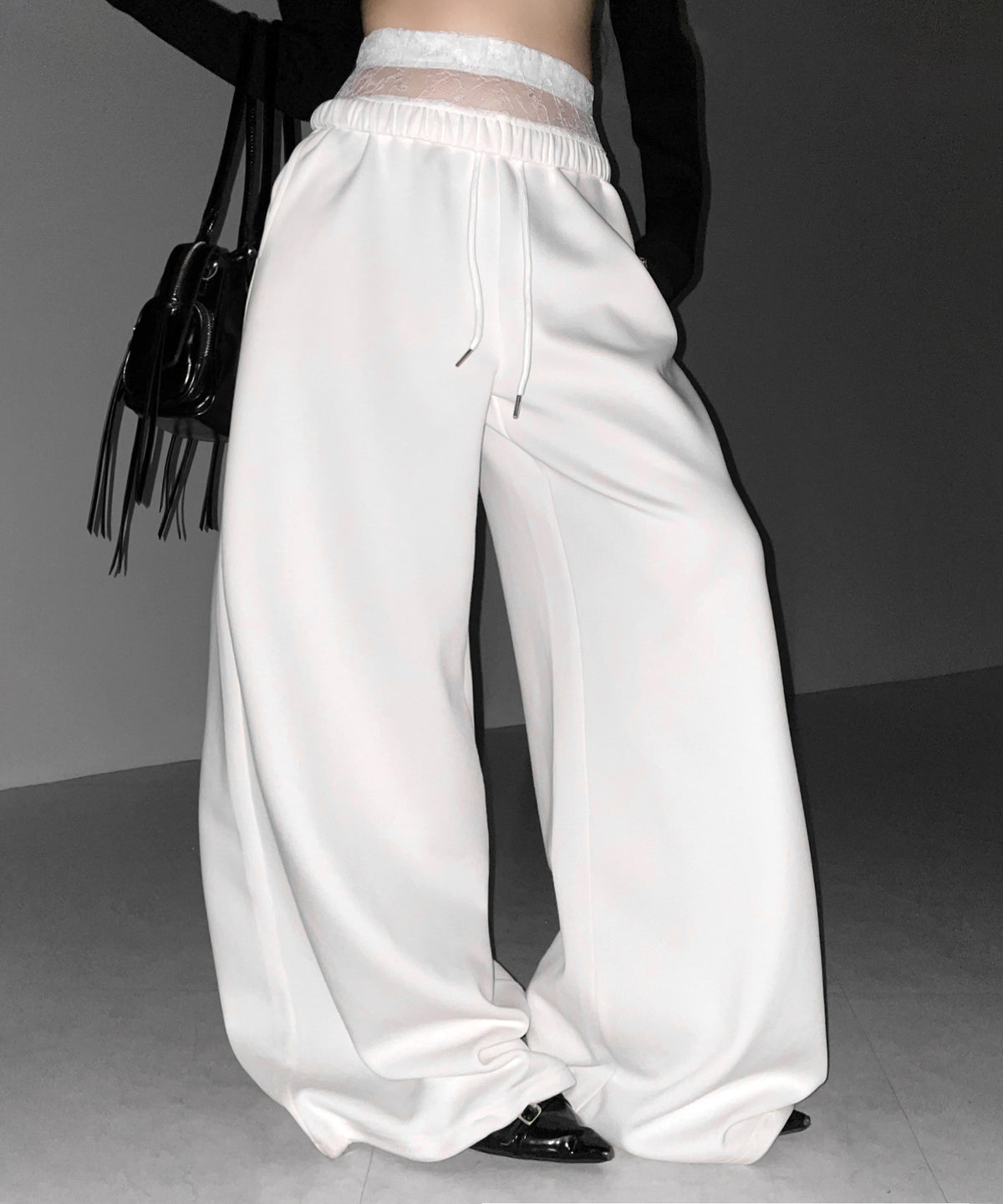 ウエストレースレイヤードスウェットパンツ ／ waist lace layered sweat pants