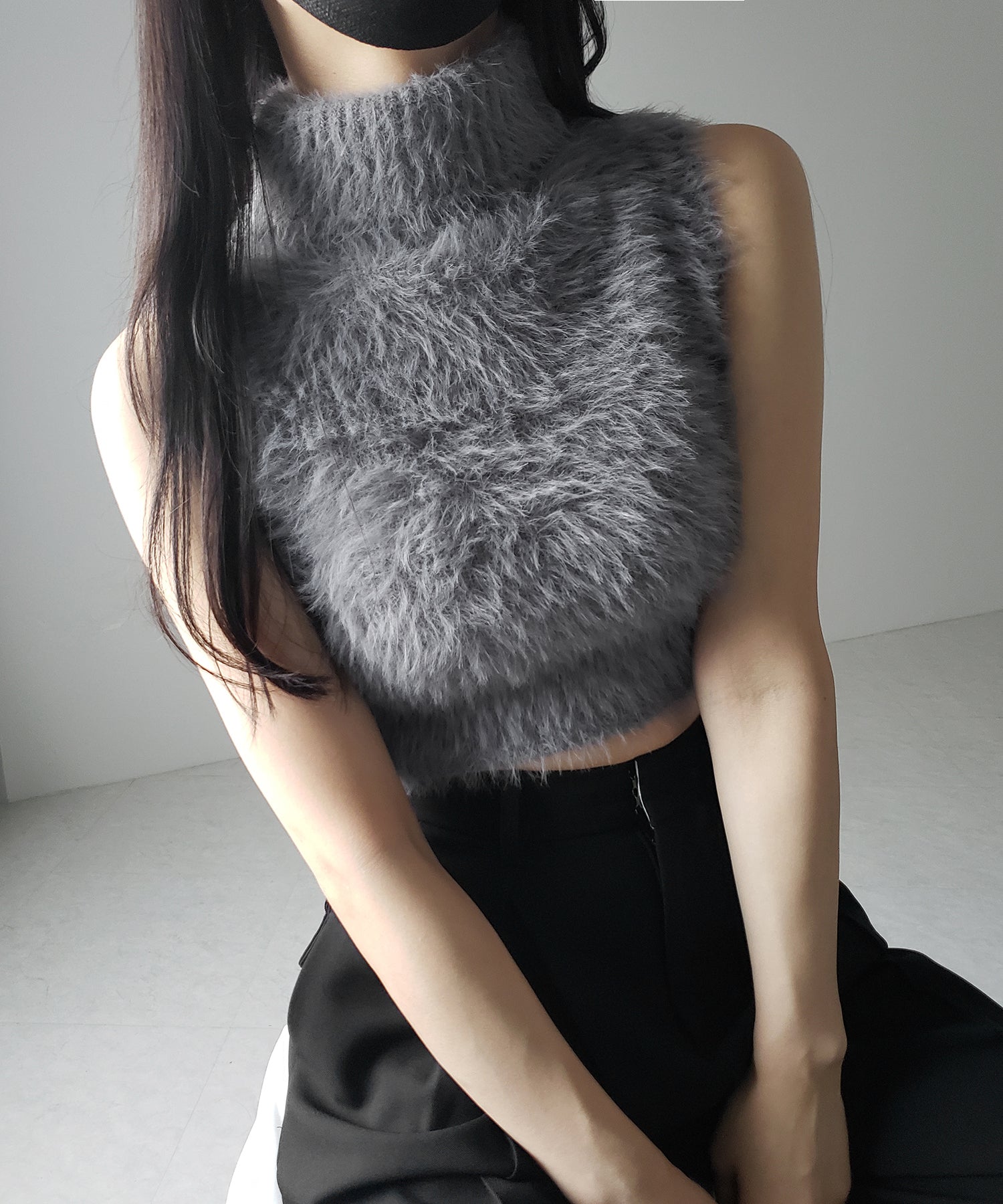 【 ３color 】タートルネックショートシャギーノースリニットトップス ／ turtleneck short shaggy nosleeve knit tops