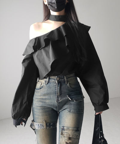 【 ２color 】チョーカーフリルワンショルダーブラウス ／ choker frill one shoulder blouse