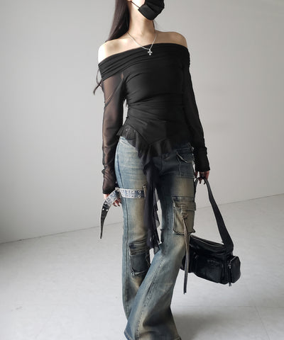 【 ２color 】アシンメトリーフリルオフショルシアートップス ／ asymmetrical frill off-shoulder sheer tops