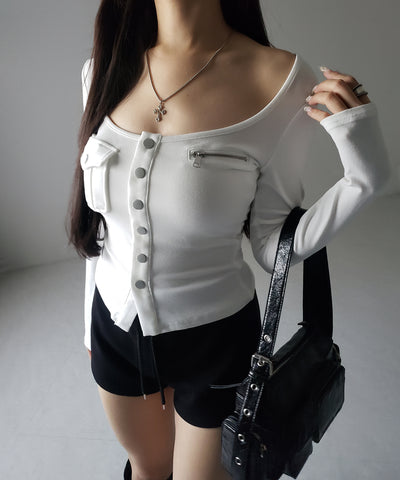 アウトポケットスクエアネック長袖スリムTシャツ ／Out pocket square neck long sleeve slim T-shirt