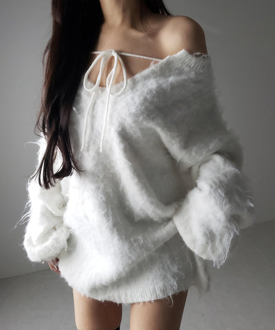 ストラップリボンオフショルオーバーシャギーニット ／ strap ribbon off shoulder over shaggy knit