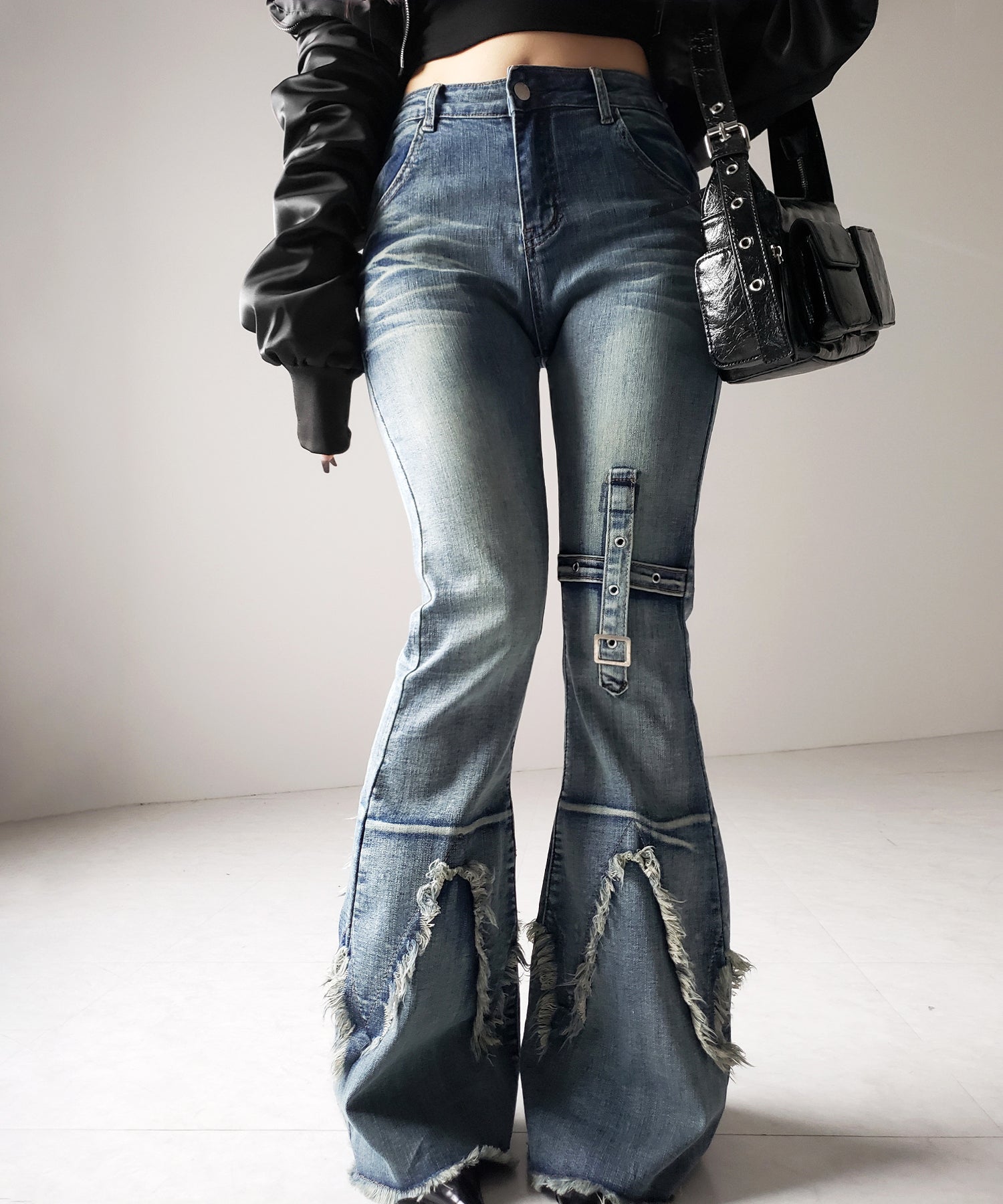 【 ２color ／ ４size 】クロスデザインヴィンテージライクフリンジストレッチフレアデニム ／ cross design vintage-like fringe stretch flare denim