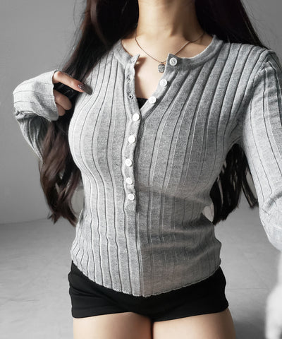 スリムフィットヘンリーネックリブトップス ／ slim fit henley neck ribbed tops