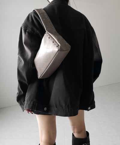 【 ２color】スタッズデザインスクエアショルダーバッグ ／ stud design square shoulder bag