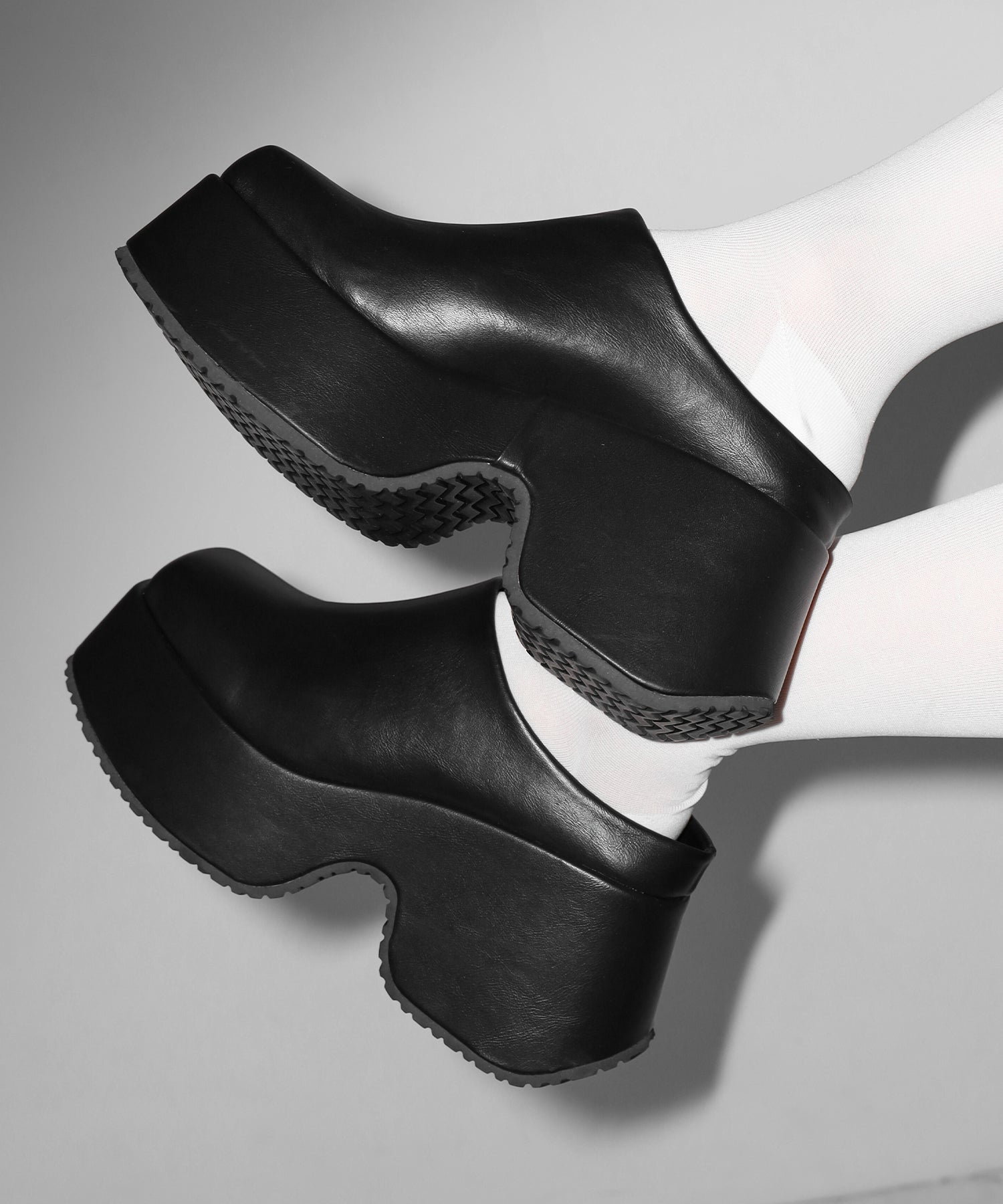 厚底スクエアサボサンダル／platform square sabo sandals