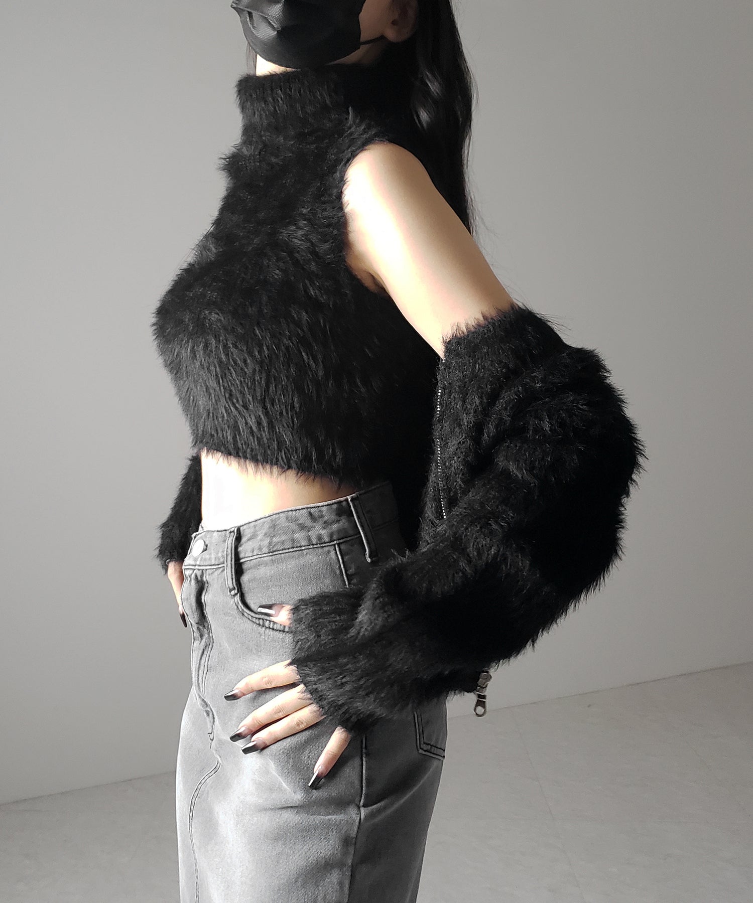 【 ３color 】タートルネックショートシャギーノースリニットトップス ／ turtleneck short shaggy nosleeve knit tops