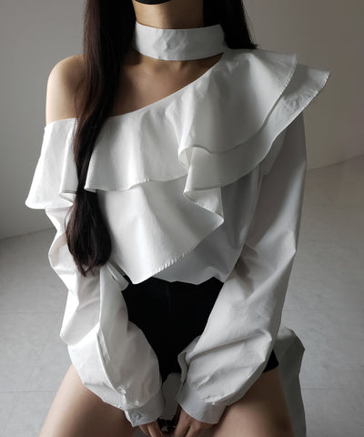 【 ２color 】チョーカーフリルワンショルダーブラウス ／ choker frill one shoulder blouse