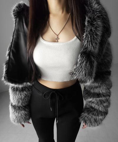 スクエアネックショートリブニットトップス ／ square neck short rib knit tops