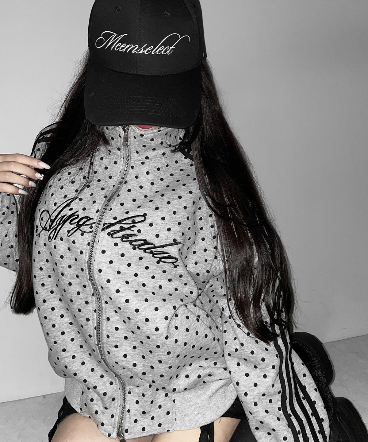 レタリングロゴ刺繍ドットラインオーバースウェットブルゾン ／ lettering logo embroidery dot line over sweat blouson