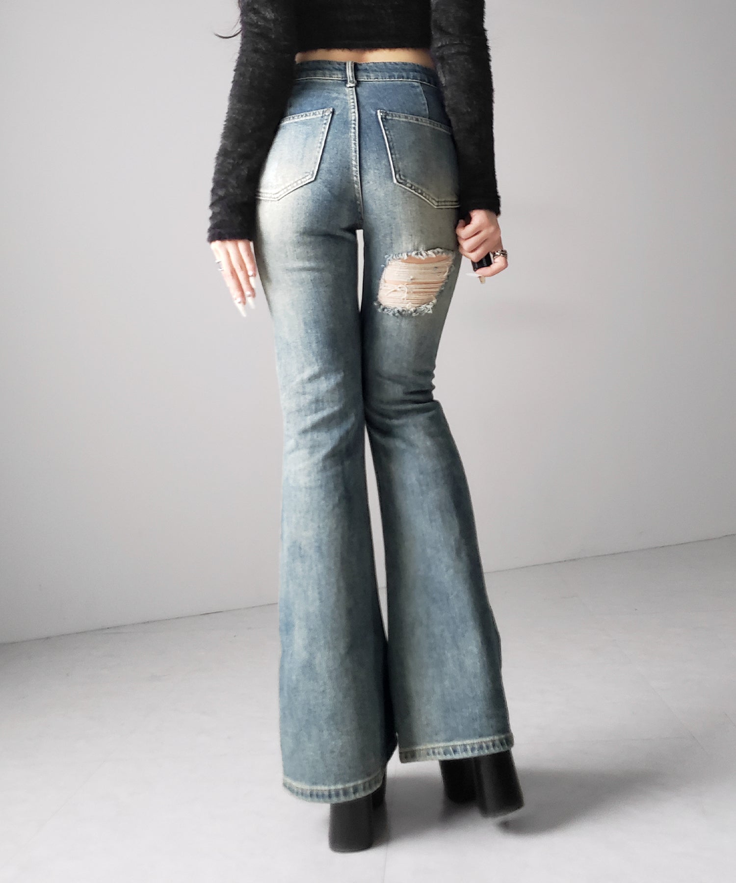 クラッシュダメージヴィンテージフレアデニム ／ crush damage vintage flare denim