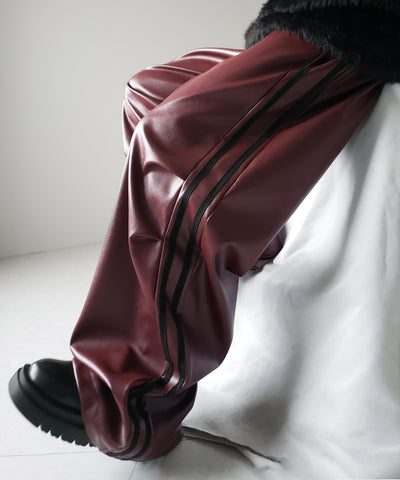 【 選べる４size ／ ２color 】２WAY サイドラインフェイクレザーワイドパンツ ／ ２WAY Sideline fake leather wide pants