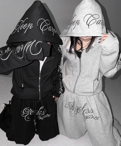 フロントレタリングロゴ刺繍ワイドスウェットパンツ ／ front lettering logo embroidery wide sweatpants