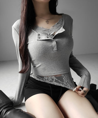 【 人気アイテムの長袖verが新登場！ 】レースレイヤードヘンリーネックスクエア長袖Ｔシャツ ／ lace layered henley neck square long sleeve T-shirt