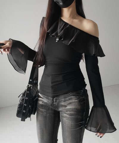 【 ２color 】ワンショルボリュームフリルカットソートップス ／ one shoulder volume frill cutsew tops