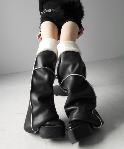 【 ニーハイにもなる２WAY 】ムートンフェイクレザールーズレッグカバー ／ mouton fake leather loose leg cover