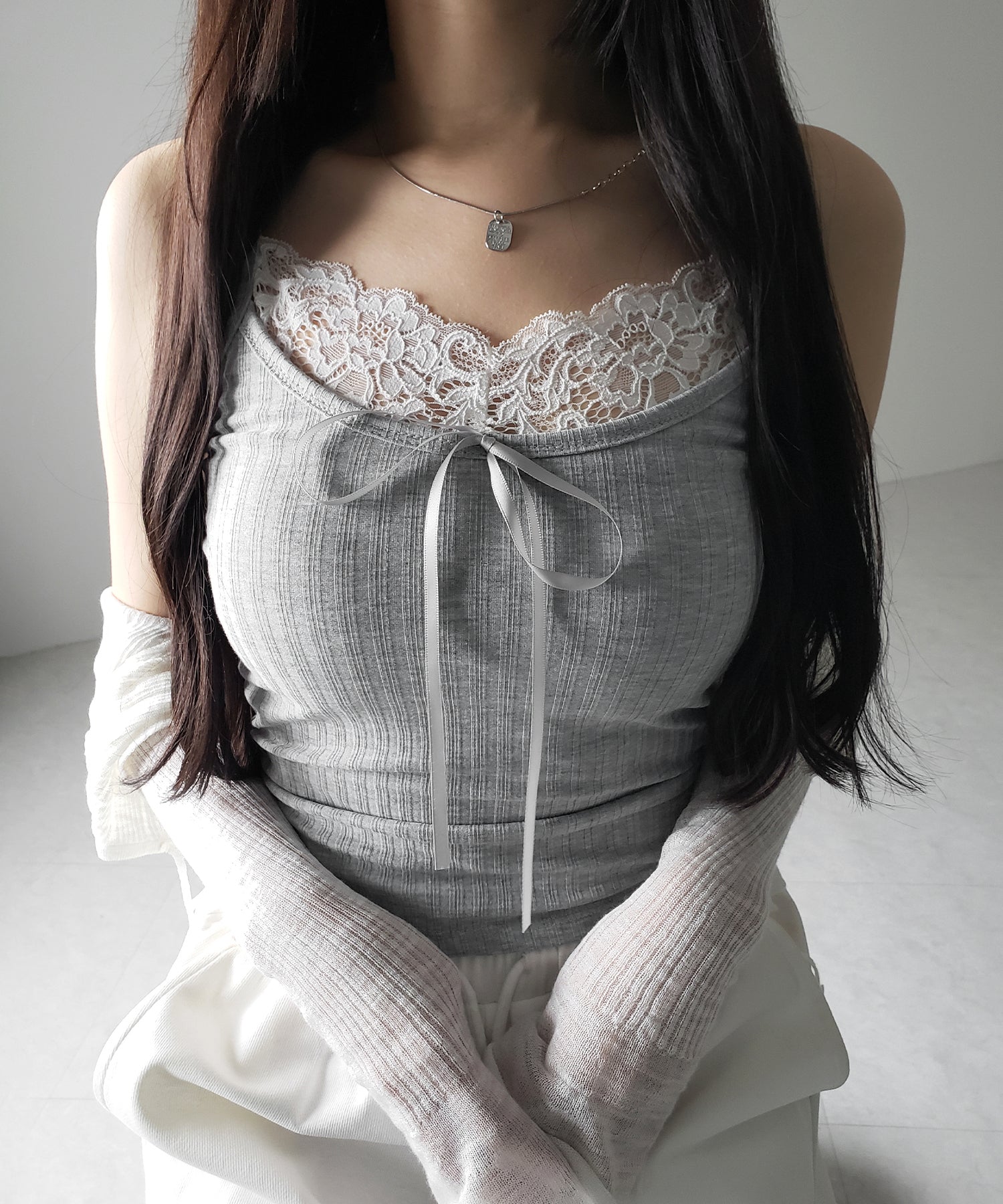 【 ３color ／ カップ付き 】フロントリボンレースドッキングキャミソール ／front ribbon lace docking camisole