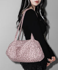 FREE / PINK