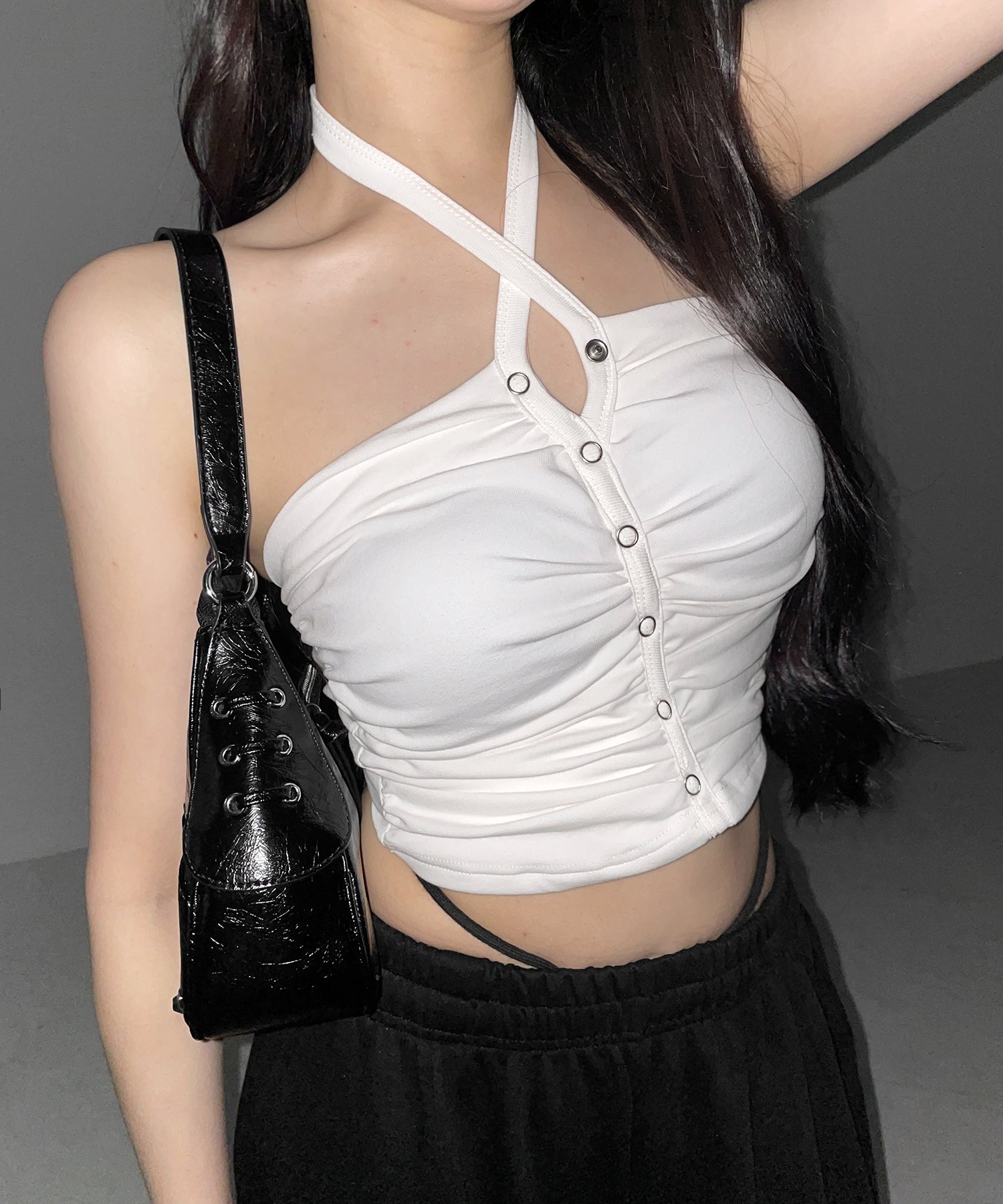 ホルターネックスナップボタンギャザーベアトップ ／ halter neck snap button gathered bare top