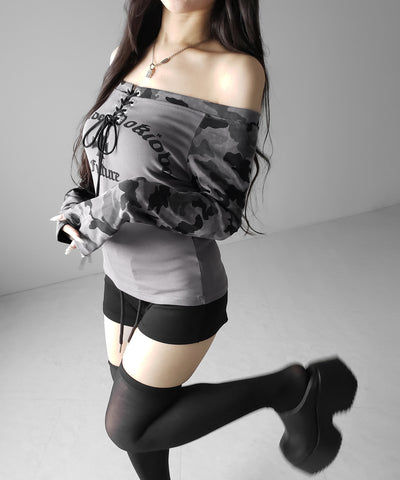 ヴィンテージカモフラロゴオフショルロンT ／vintage camouflage logo off-shoulder long-sleeve T-shirt