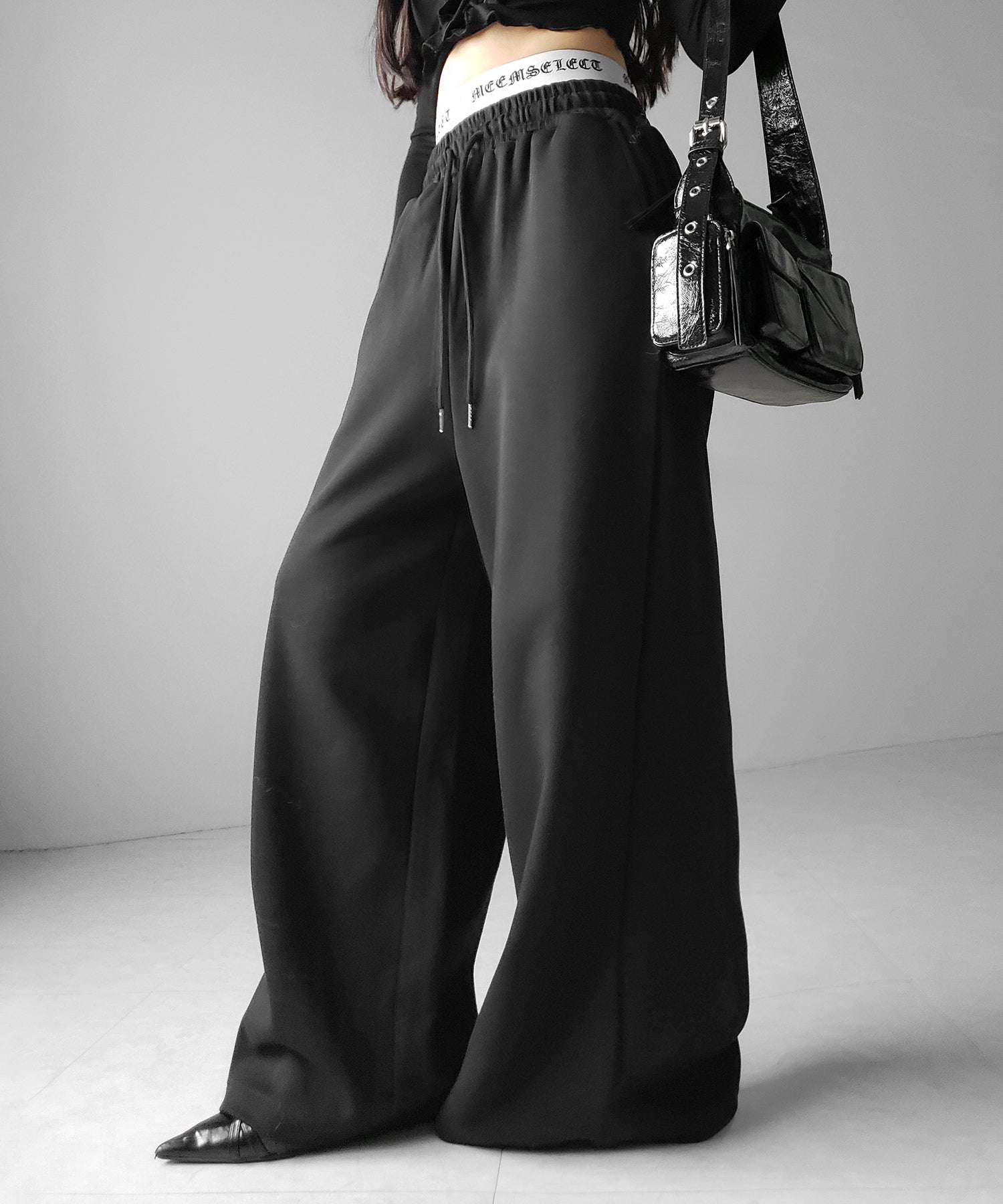 ウエストグランジロゴスウェットワイドパンツ ／ waist grunge logo sweat wide pants