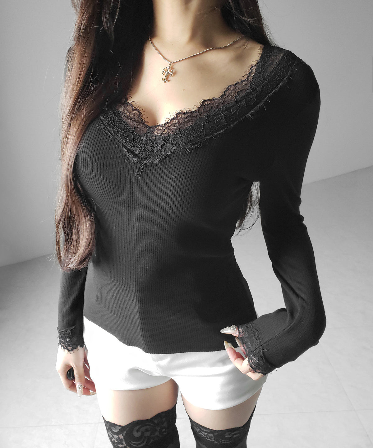 【 微起毛 】レーストリムタイトリブ長袖Ｔシャツ ／ lace trim tight rib long sleeve T-shirt