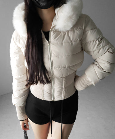 ウエストマークファーフードレディフェイクダウンジャケット ／ waist mark fur hooded lady fake down jacket